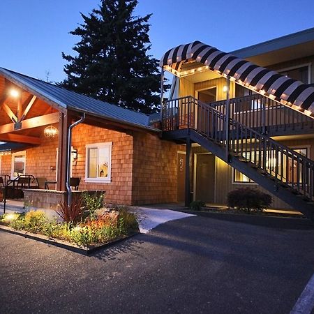 Harbor Inn Freeland Bagian luar foto