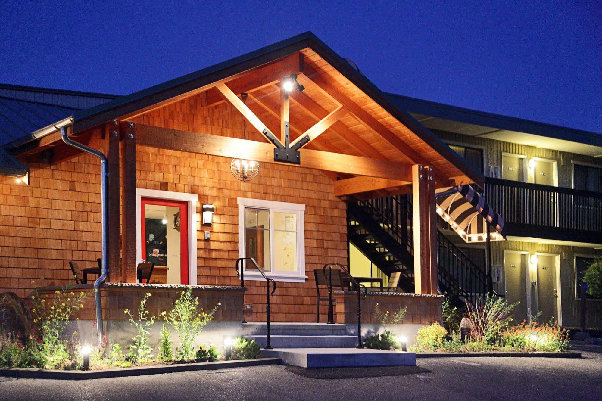 Harbor Inn Freeland Bagian luar foto